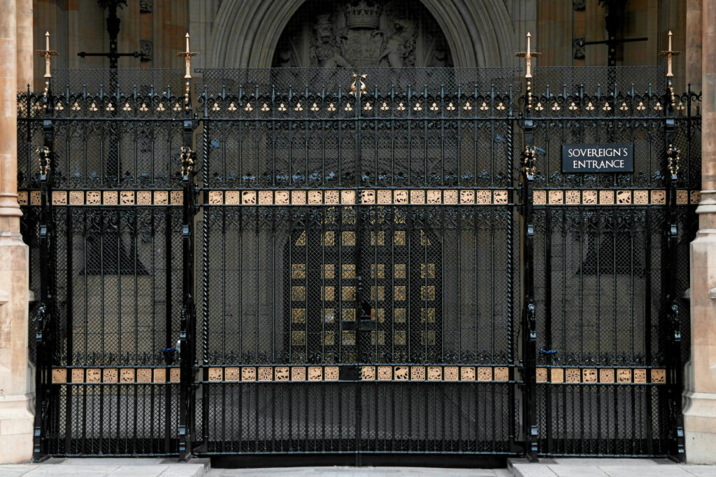 ウェストミンスター寺院　ロートアイアン　ゲート　門　門扉　イギリス